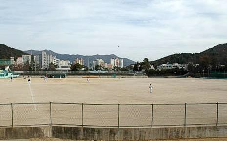 진해공설운동장 야구장(진해야구장)
